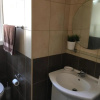 Отель Luxury Villa - Private Pool and Wifi Perfect Location for a Holiday!, фото 6
