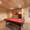 Отель Thunder Mountain Lodge 5 Bedroom Cabin by Redawning, фото 15