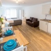 Отель Spacious studio apartment in the heart of Oldham, фото 6