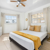 Отель Cozy Central 4br3ba Home w Pvt Pool Largegarden, фото 6