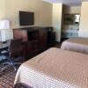 Отель La Grange Executive Inn And Suites, фото 7