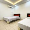 Отель OYO 90217 Classic Homestay Keningau, фото 15