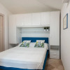 Отель it has 1 bedroom communicating with living room with sofa bed, kitchen, large terrace (with table an, фото 10