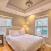 Отель Luxe Lyndon Home < 11 Mi to Dtwn Louisville!, фото 24