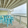 Отель Ocean Dunes Kure Beach Condo w/ Balcony & Pool, фото 14