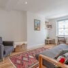 Отель Lovely flat in Kentish Town в Лондоне