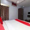 Отель OYO 33455 Hotel Shivam, фото 27