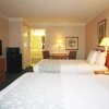 Отель La Quinta Inn Tampa Bay Pinellas Park Clearwater в Пинеллас-Парке