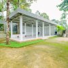 Отель Homey And Simply Studio At Graha Wishnu Guest House, фото 25