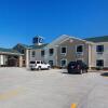 Отель Cobblestone Inn & Suites - Lakin, фото 16
