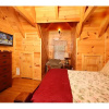 Отель Smoky Mountain Getaway - Five Bedroom Cabin, фото 25