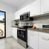 Отель Brand NEW 2br2ba w Private Pool in Gated Community, фото 4