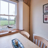 Отель Host Stay Wodencroft Cottage, фото 8