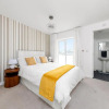 Отель Royal House Wolverhampton - Perfect for Contractors & Large Groups, фото 3