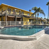 Отель Breezy Belleair Beach Condo - 12 Steps to Shore!, фото 16