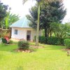 Отель Afro Homestay в Национальные парки западном Уганды
