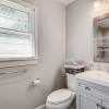 Отель Chic College Park Cottage ~ 2 Mi to Main Street!, фото 8