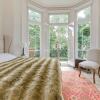 Отель Stunning 2-bed Chelsea Apt, фото 2