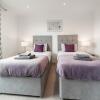 Отель Dwellers Delight Living Ltd Serviced Accommodation, Chigwell, London 3 bedroom House, Upto 7 Guests,, фото 15