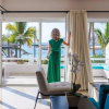 Отель One Bedroom Ocean Front Suite on Medano Beach, фото 11
