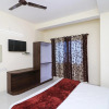 Отель SPOT ON 45291 Bharat Lodge, фото 4