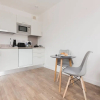Отель Spacious And Elegant City Centre Studio!, фото 8