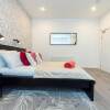 Отель The Blossoms Liverpool City - Modern Studios and Apartments near Anfield в Ливерпуле