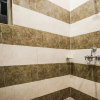 Отель OYO 47577 Hotel Goldenland, фото 10