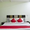 Отель OYO 10566 Hotel Shanti Guest House, фото 6
