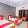 Отель OYO 592 Hotel Chetan International, фото 18