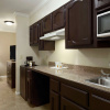Отель Super 8 Wyndham McAllen Downtown- City Center-Plaza Mall-Airport, фото 11