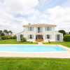 Отель Spacious villa with private swimming pool near a golf course, фото 9