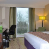 Отель Courtyard by Marriott London Gatwick Airport, фото 12