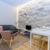 Отель Downtown Charming and Quiet Apartment, фото 7