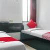 Отель Oyo 40687 Silver Star Executive, фото 18