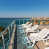 Отель Sea View 1 Bed Apartment With Stunning Ocean Views, фото 22