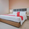 Отель RedDoorz Plus near Ferry Terminal Batam Center, фото 16