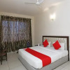 Отель OYO 2067 Yellow Sapphire, фото 5