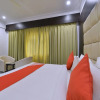 Отель OYO 12694 Hotel Bauji Palace, фото 7