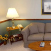 Отель Red Bud Cove Bed & Breakfast Suites, фото 17
