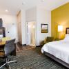 Отель Candlewood Suites West Edmonton - Mall Area, an IHG Hotel, фото 48