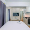 Отель Fancy and Nice Studio at Springlake Summarecon Bekasi Apartment, фото 2