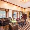 Отель Comfort Inn and Suites, фото 2