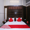 Отель OYO 14975 City Guest House, фото 15