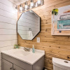 Отель Chic Fort Walton Condo ~ 2 Blocks to Beach!, фото 9