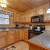 Отель Bear Paws - Two Bedroom Cabin, фото 10