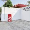 Отель OYO 90510 Sand's Residence, фото 1