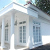 Отель Griya Pamengkang 2 - Colonial House, фото 6