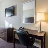 Отель Comfort Inn & Suites, фото 4