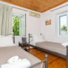 Отель Porto Walk to Beach Sea Views A C Wifi Car Not Required - 385, фото 5
